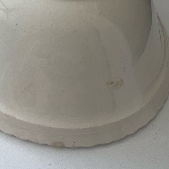 Johnson Brothers Castle on the Lake Blue and White Oval Dish - Picture 4 of 4